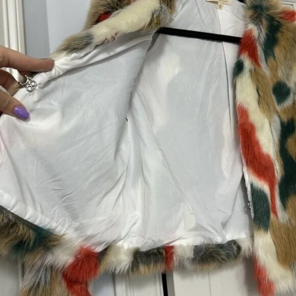 Colorblock Faux Fur Jacket – Small - NWT - Picture 7 of 7